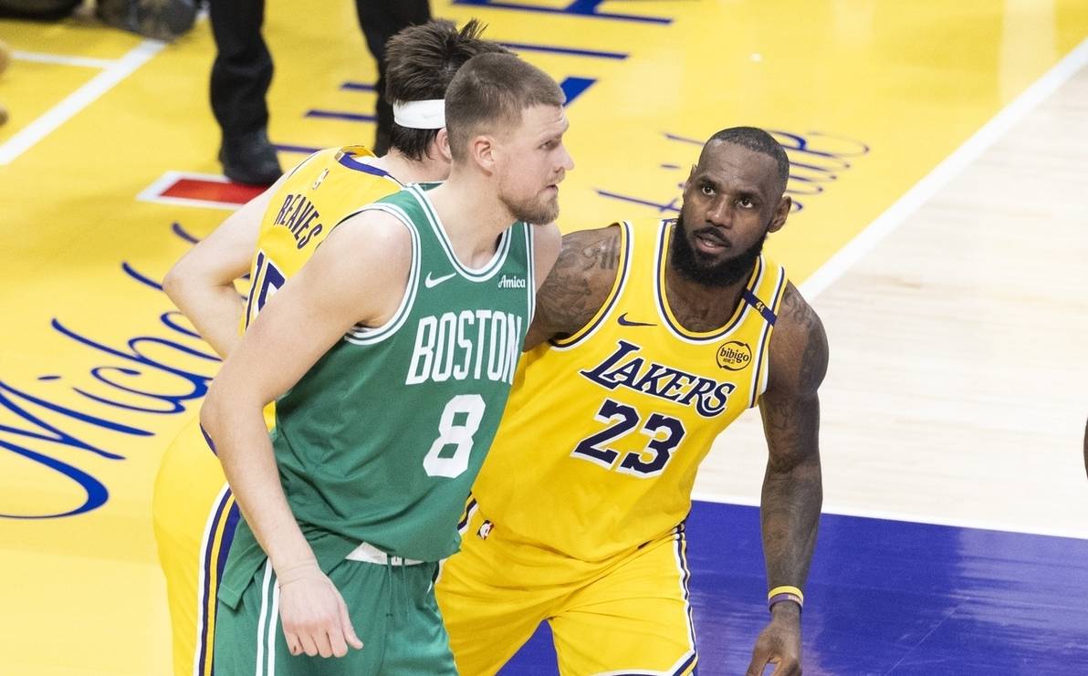 KAIYUN SPORTS-詹姆斯总决赛得分