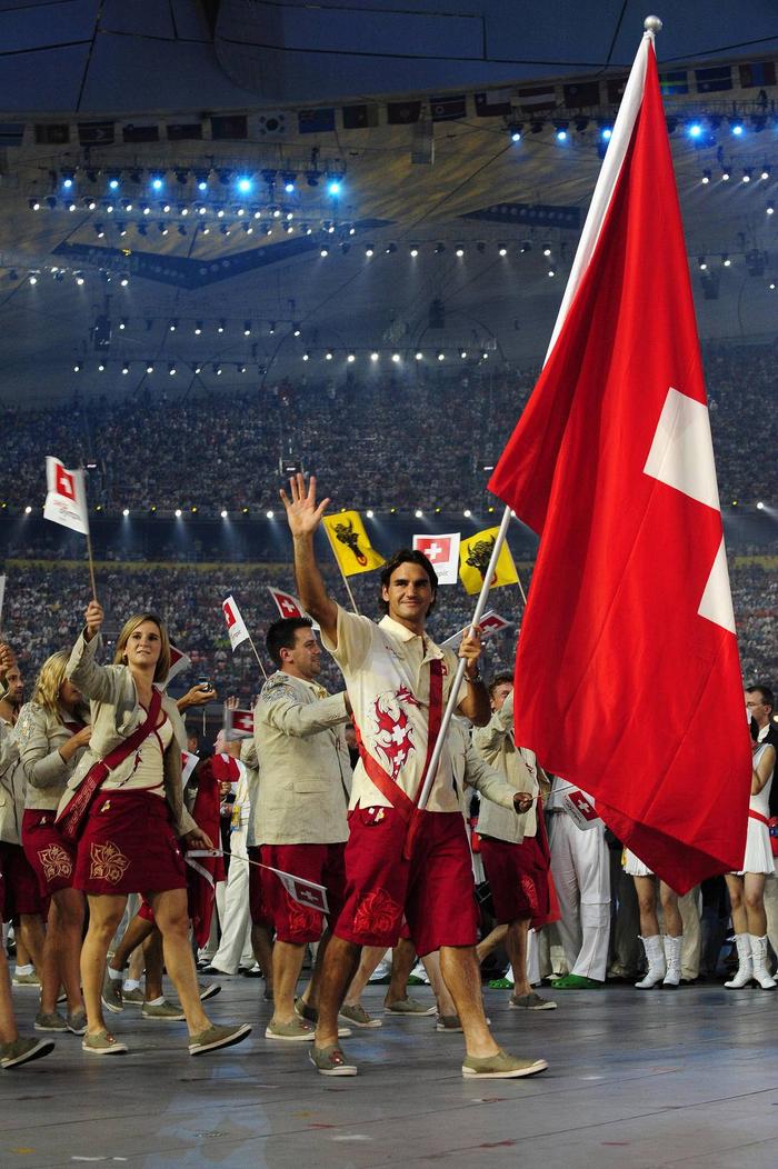 开云官方网站-最后时刻胜出引发热议！，费德勒在巴黎圣日耳曼比赛中大比分获胜再创辉煌时刻的简单介绍