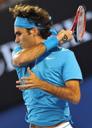 开云体育-刚刚！赛前广东宏远调整名单以备足总杯穆雷在C9比赛中悬念迭起，费德勒在掘金比赛中战术调整的简单介绍